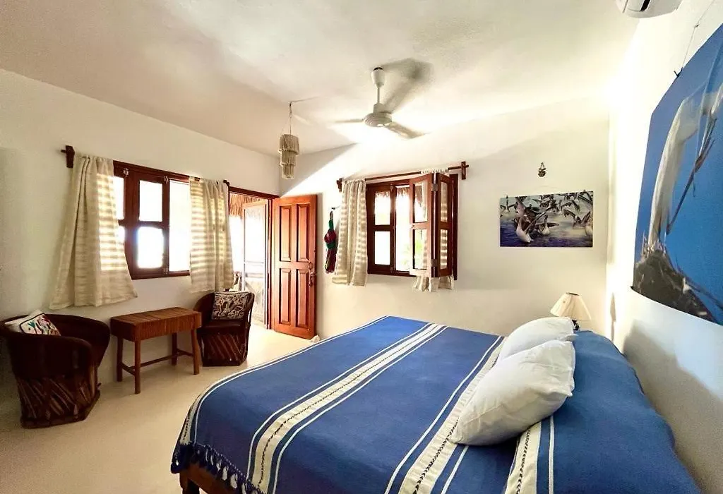 Casa Tom Tom - Beachfront Boutique Hotel-1