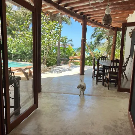 Casa Tom Tom - Beachfront Boutique Hotel-2